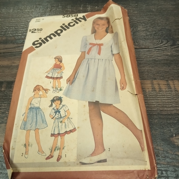 Vintage Simplicity Sewing Pattern 5858 Girl's Dresses Size 14 Uncut - Picture 1 of 2